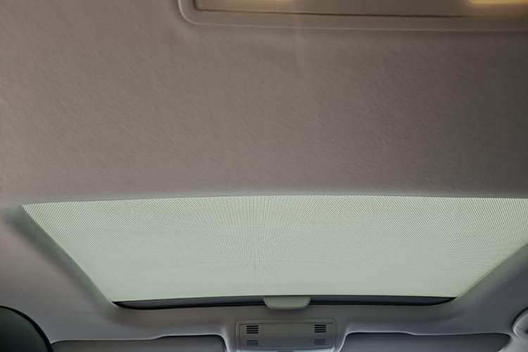Used Volkswagen Golf 2014 1.4TSI Automatic Comfort Model Headliner