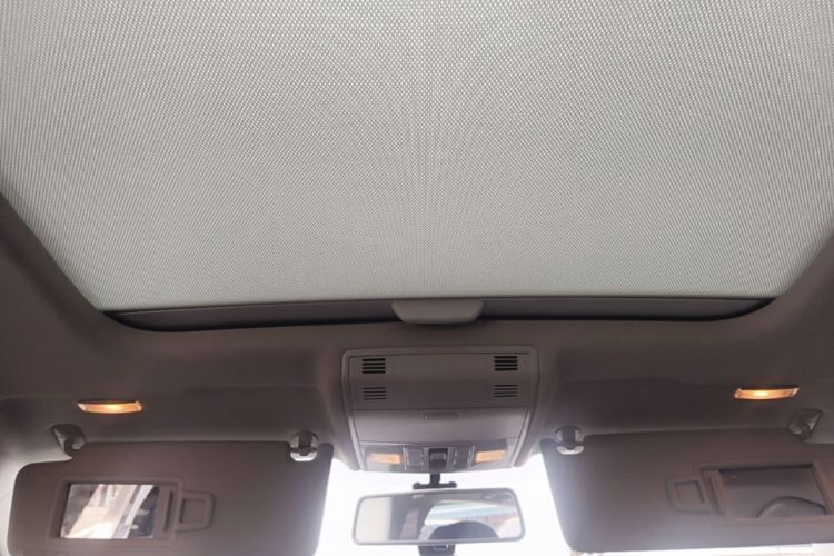 Used Volkswagen Golf 2014 1.4TSI Automatic Comfort Model Headliner
