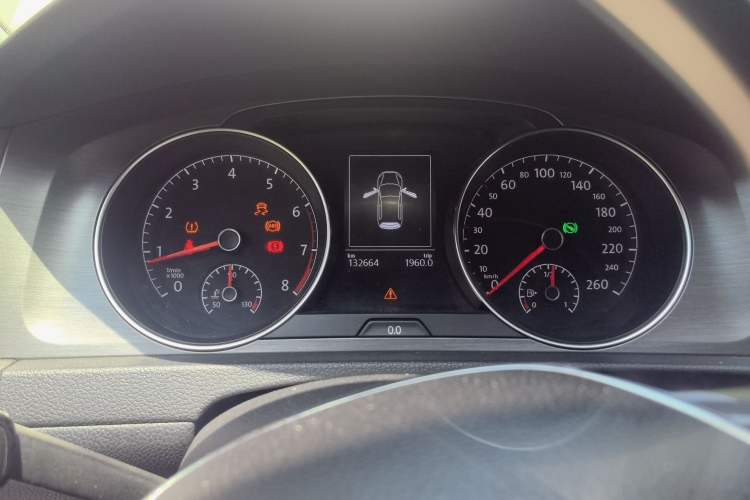 Used Volkswagen Golf 2014 1.4TSI Automatic Comfort Model Instrument Cluster