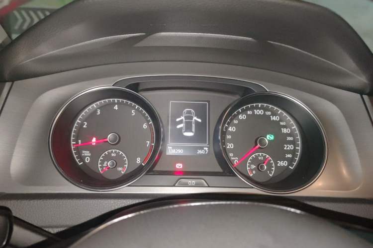 Used Volkswagen Golf 2014 1.6L Automatic Comfort Model Instrument Cluster