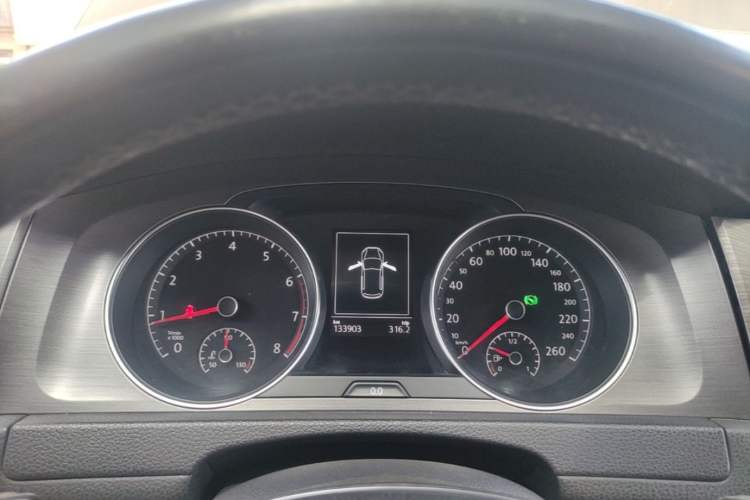 Used Volkswagen Golf 2014 1.4TSI Automatic Comfort Model Instrument Cluster