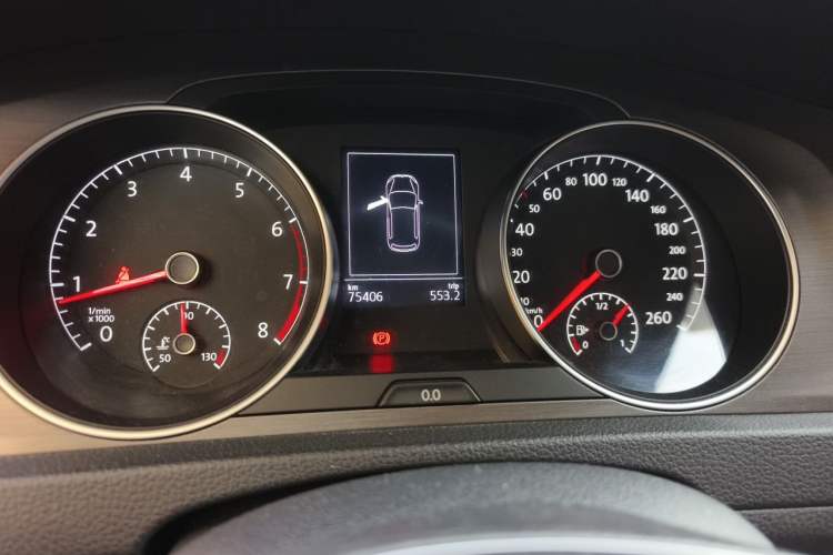Used Volkswagen Golf 2014 1.6L Automatic Comfort Model Instrument Cluster
