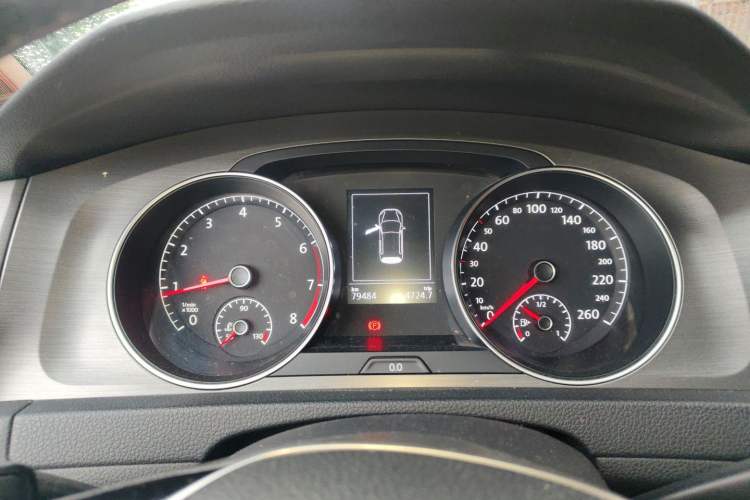 Used Volkswagen Golf 2014 1.6L Automatic Comfort Model Instrument Cluster