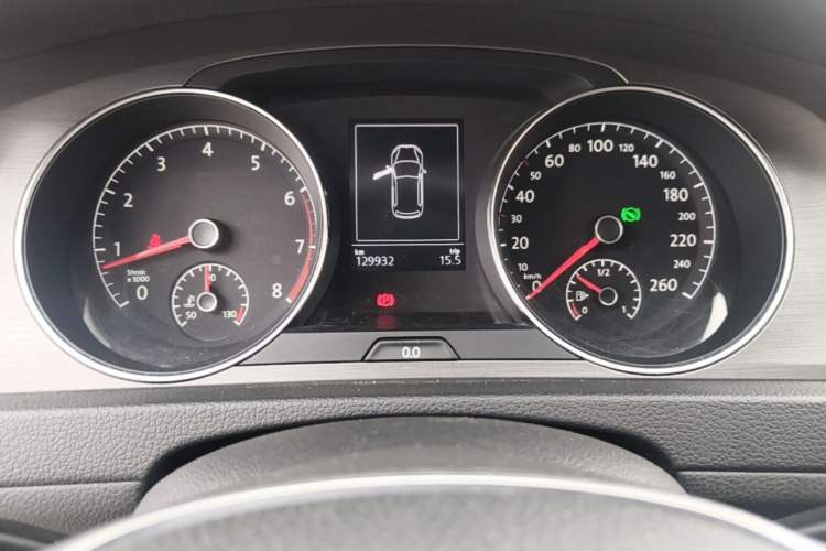 Used Volkswagen Golf 2014 1.4TSI Automatic Comfort Model Instrument Cluster