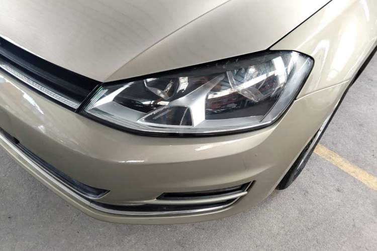 Used Volkswagen Golf 2014 1.4TSI Automatic Comfort Model Left Front Headlight