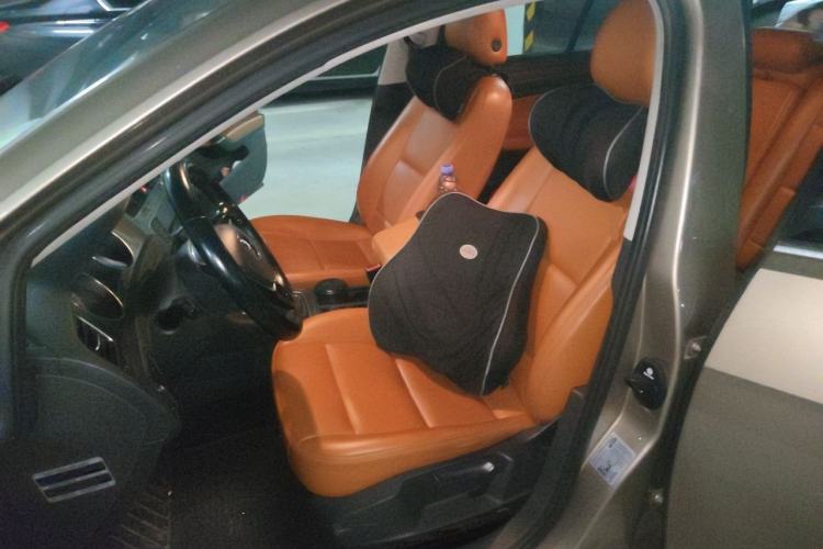 Used Volkswagen Golf 2014 1.6L Automatic Comfort Model Left Front Seat