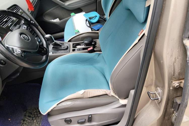 Used Volkswagen Golf 2014 1.4TSI Automatic Flagship Model Left Front Seat