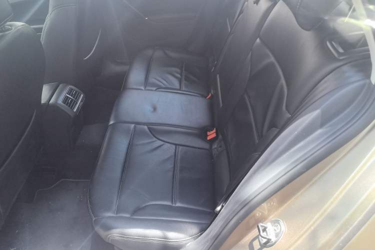 Used Volkswagen Golf 2014 1.4TSI Automatic Comfort Model Left Rear Seat