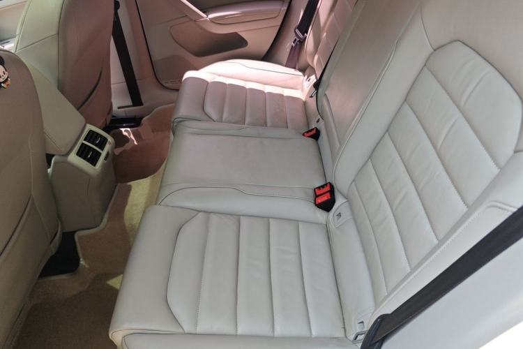 Used Volkswagen Golf 2014 1.4TSI Automatic Luxury Model Left Rear Seat