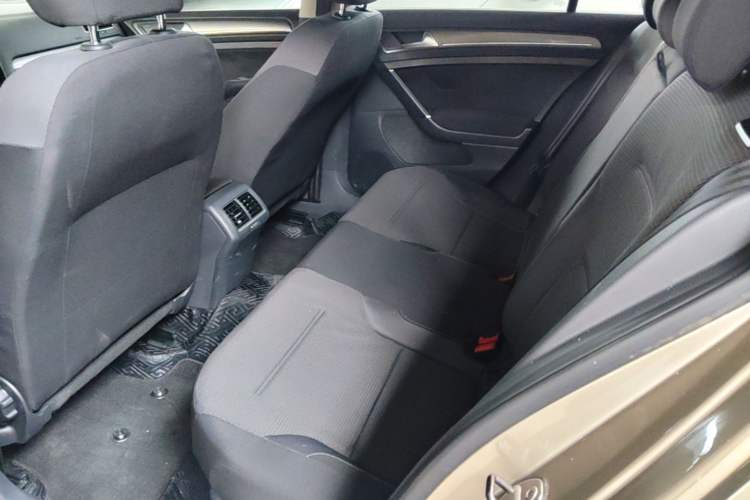 Used Volkswagen Golf 2014 1.4TSI Automatic Comfort Model Left Rear Seat