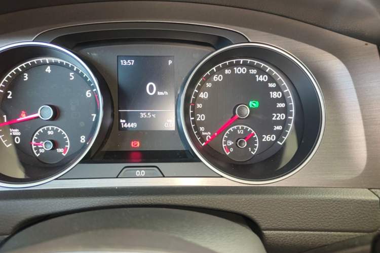 Used Volkswagen Golf 2014 1.6L Automatic Comfort Model Odometer Close Up