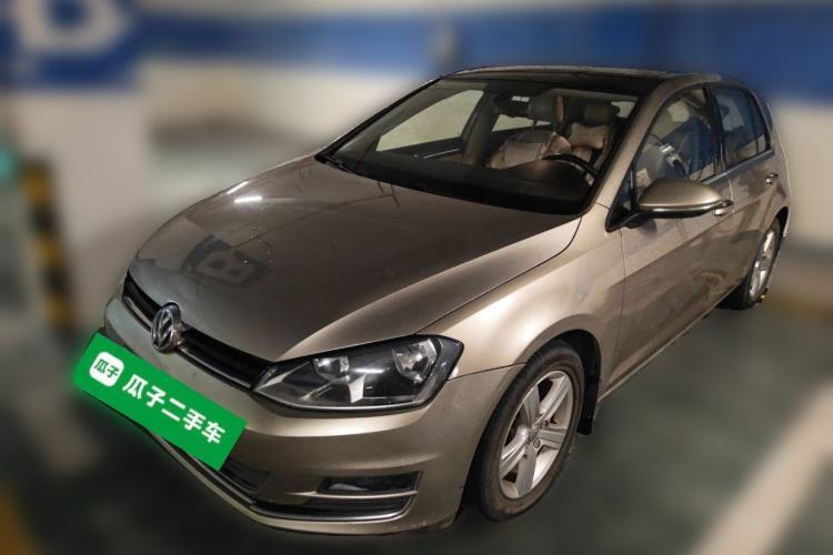 Used Volkswagen Golf 2014 1.4TSI Automatic Luxury Model Guazi used car, China used car export, Used car for sale, Used  cars, Cheapest cars for sale