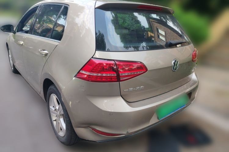 Used Volkswagen Golf 2014 1.6L Automatic Comfort Model Rear Left 45 Deg