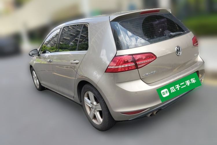 Used Volkswagen Golf 2014 1.4TSI Automatic Luxury Model Rear Left 45 Deg