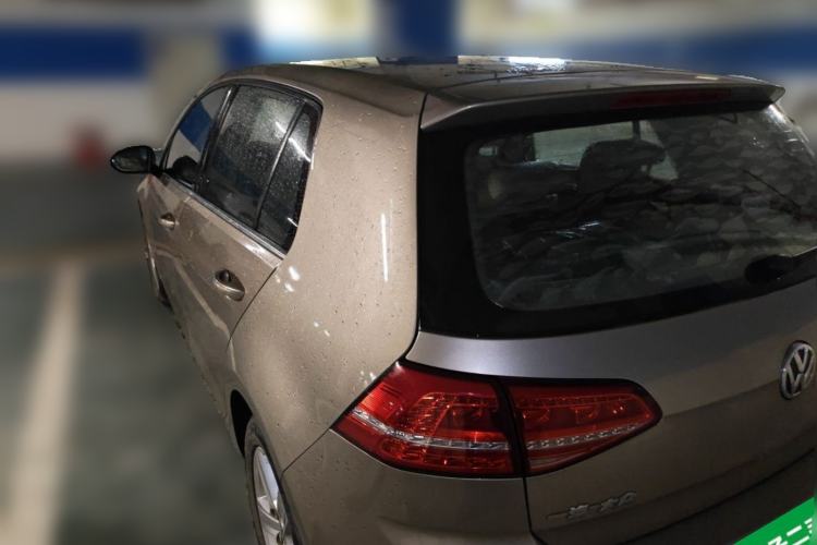Used Volkswagen Golf 2014 1.4TSI Automatic Luxury Model Rear Left 45 Deg