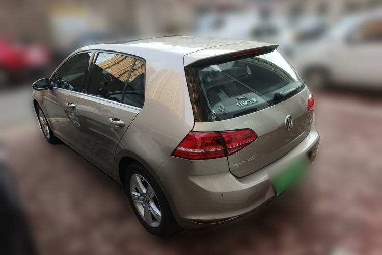 Used Volkswagen Golf 2014 1.6L Automatic Comfort Model Rear Left 45 Deg
