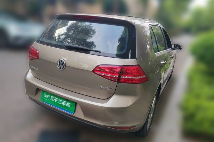 Used Volkswagen Golf 2014 1.6L Automatic Comfort Model Rear Right 45 Deg