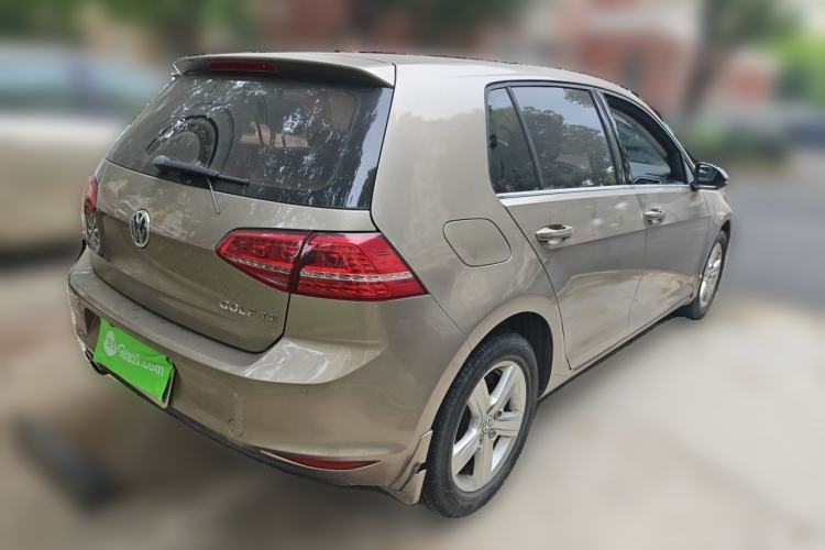 Used Volkswagen Golf 2014 1.4TSI Automatic Luxury Model Rear Right 45 Deg