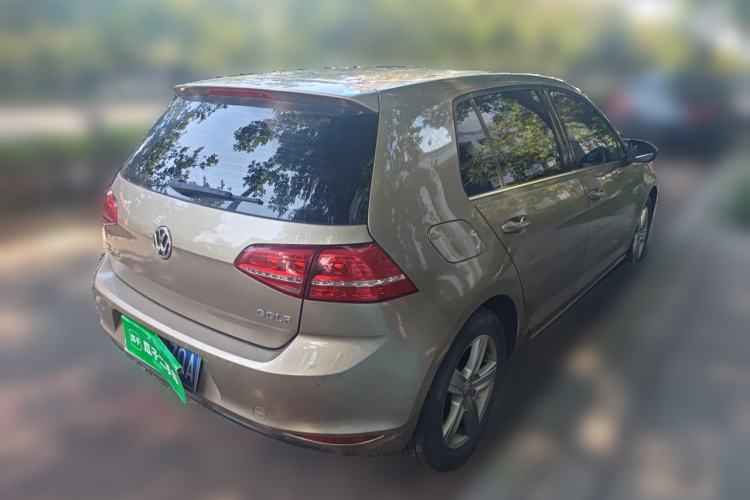 Used Volkswagen Golf 2014 1.6L Automatic Comfort Model Rear Right 45 Deg