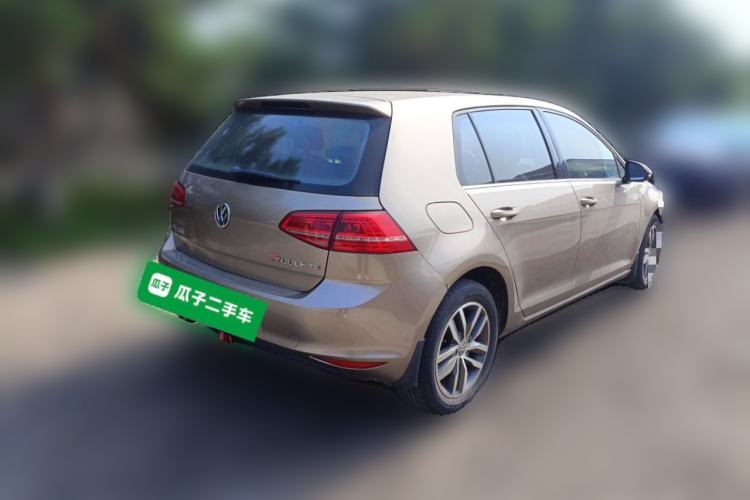 Used Volkswagen Golf 2014 1.4TSI Automatic Flagship Model Rear Right 45 Deg