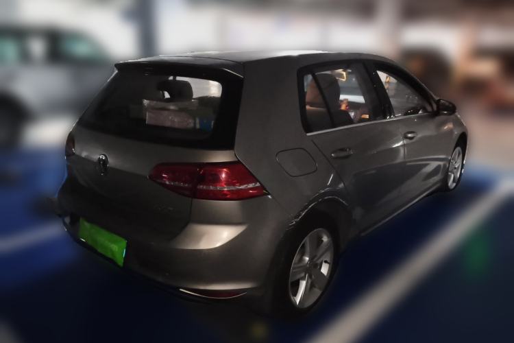 Used Volkswagen Golf 2014 1.4TSI Automatic Comfort Model Rear Right 45 Deg