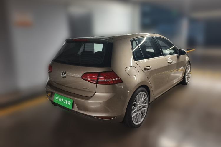 Used Volkswagen Golf 2014 1.4 TSI Manual Comfort Model Rear Right 45 Deg