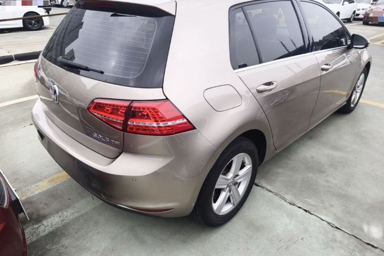 Used Volkswagen Golf 2014 1.4TSI Automatic Comfort Model Rear Right 45 Deg