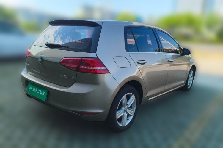 Used Volkswagen Golf 2014 1.4TSI Automatic Comfort Model Rear Right 45 Deg