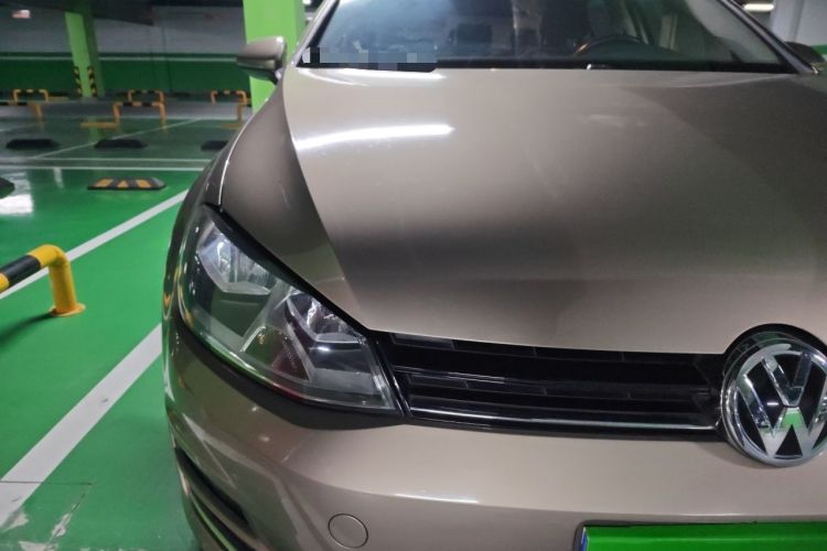 Used Volkswagen Golf 2014 1.6L Automatic Comfort Model Right Front Headlight