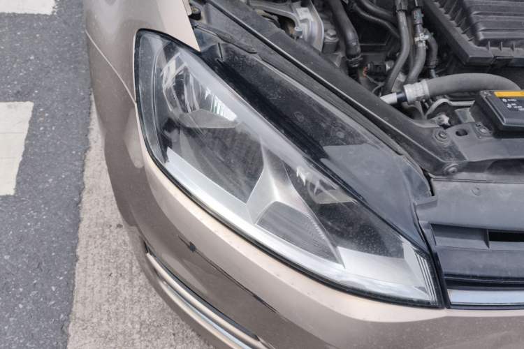 Used Volkswagen Golf 2014 1.4TSI Automatic Comfort Model Right Front Headlight