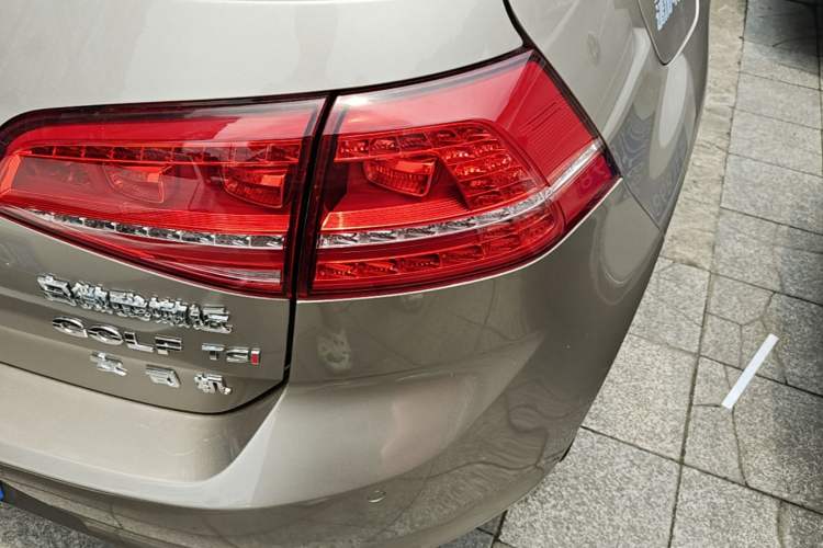 Used Volkswagen Golf 2014 1.4TSI Automatic Comfort Model Right Rear Taillight