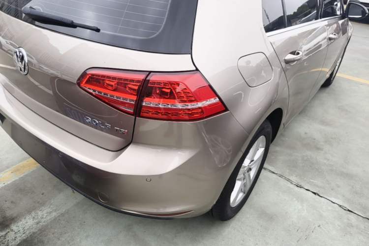 Used Volkswagen Golf 2014 1.4TSI Automatic Comfort Model Right Rear Taillight