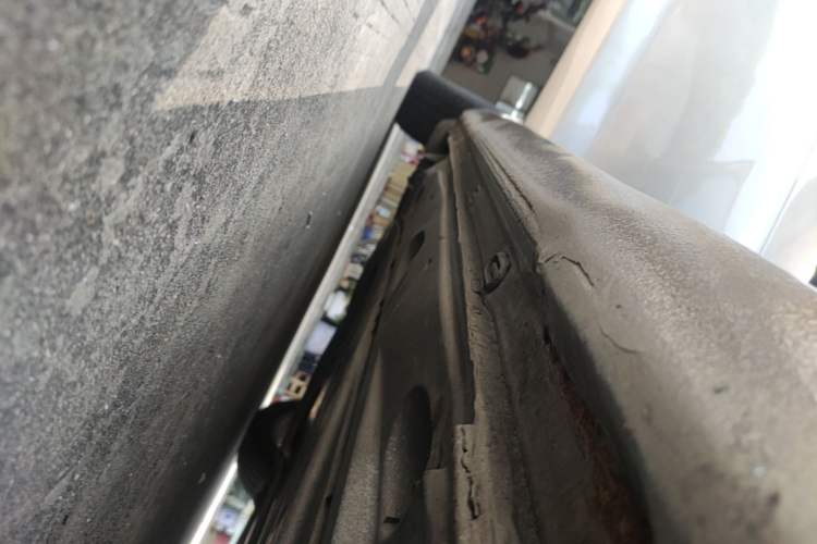 Used Volkswagen Golf 2014 1.4TSI Automatic Comfort Model Right Side Sill
