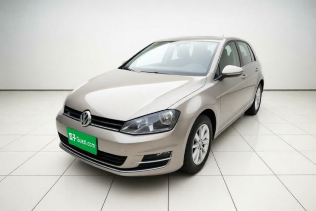 Volkswagen Golf 2014 1.6L Automatic Fashion Model usado
