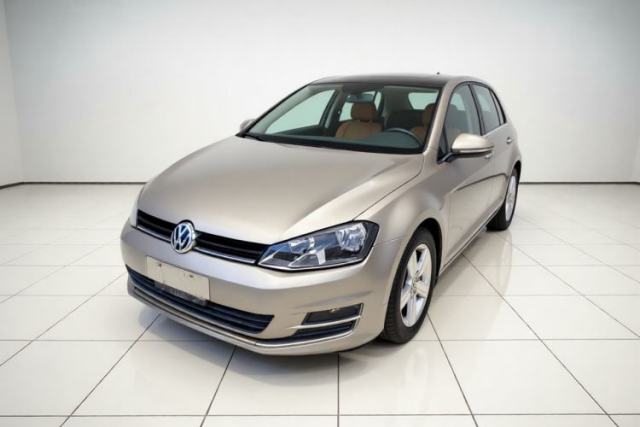 Ojetý Volkswagen Golf 2014 1.4TSI Automatic Luxury Model