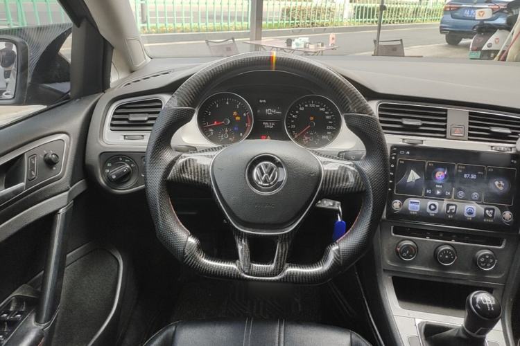 Used Volkswagen Golf 2014 1.6L Manual Fashion Edition Steering Wheel