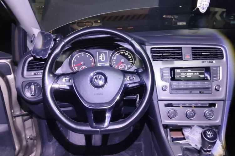 Used Volkswagen Golf 2014 1.4 TSI Manual Comfort Model Steering Wheel
