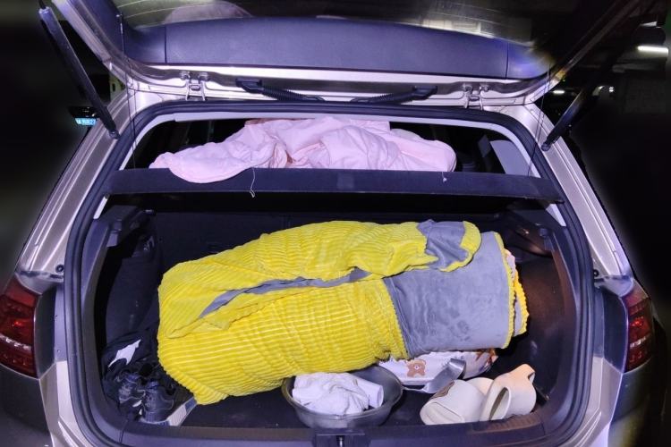 Used Volkswagen Golf 2014 1.4 TSI Manual Comfort Model Trunk