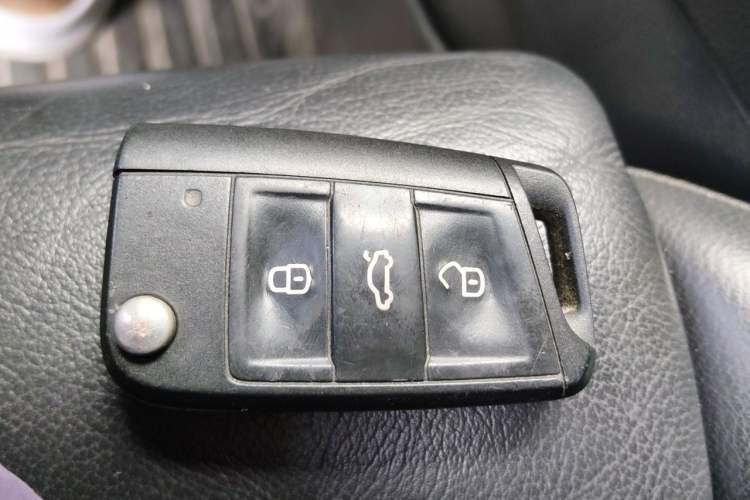 Used Volkswagen Golf 2014 1.4TSI Automatic Luxury Model Vehicle Key