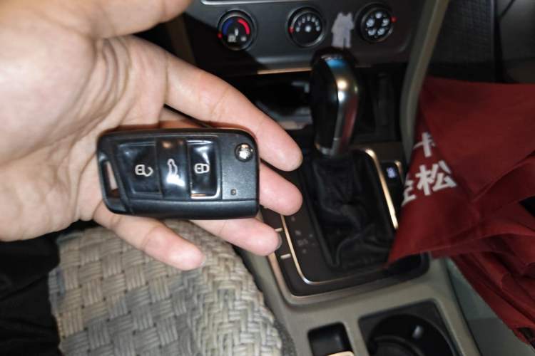 Used Volkswagen Golf 2014 1.4TSI Automatic Luxury Model Vehicle Key