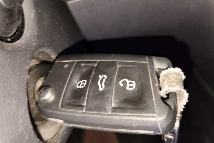 Used Volkswagen Golf 2014 1.4 TSI Manual Comfort Model Vehicle Key