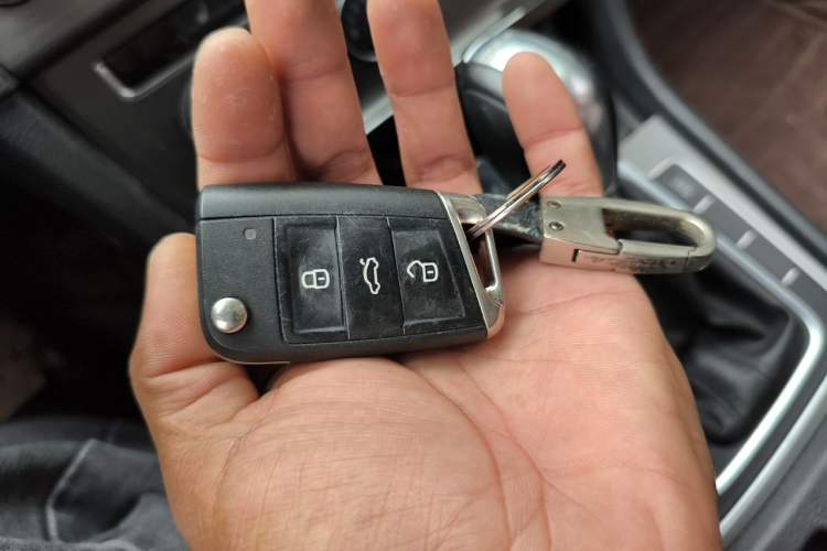 Used Volkswagen Golf 2014 1.4TSI Automatic Luxury Model Vehicle Key
