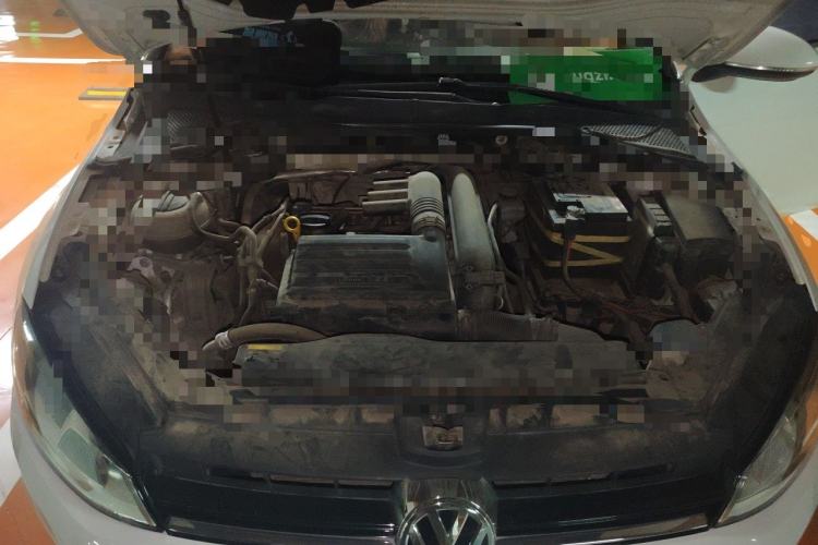 Used Volkswagen Golf 2014 1.4TSI Automatic Comfort Model Engine Bay