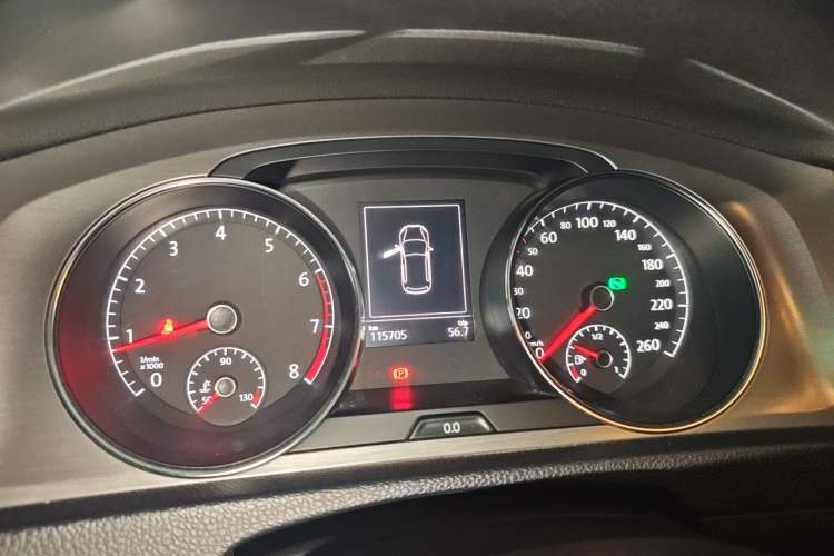 Used Volkswagen Golf 2014 1.4TSI Automatic Comfort Model Instrument Cluster