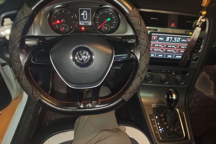 Used Volkswagen Golf 2014 1.4TSI Automatic Comfort Model Steering Wheel