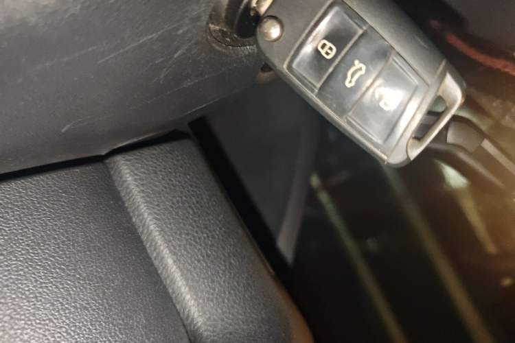 Used Volkswagen Golf 2014 1.4TSI Automatic Comfort Model Vehicle Key