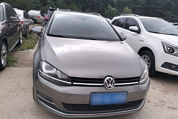 Used Volkswagen Golf 2014 1.4TSI Luxury Travel Edition Front