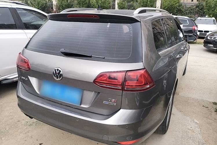 Used Volkswagen Golf 2014 1.4TSI Luxury Travel Edition Rear Right 45 Deg
