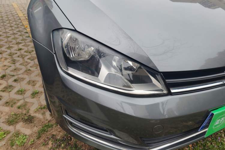 Used Volkswagen Golf 2014 1.4TSI Automatic Comfort Model Right Front Headlight