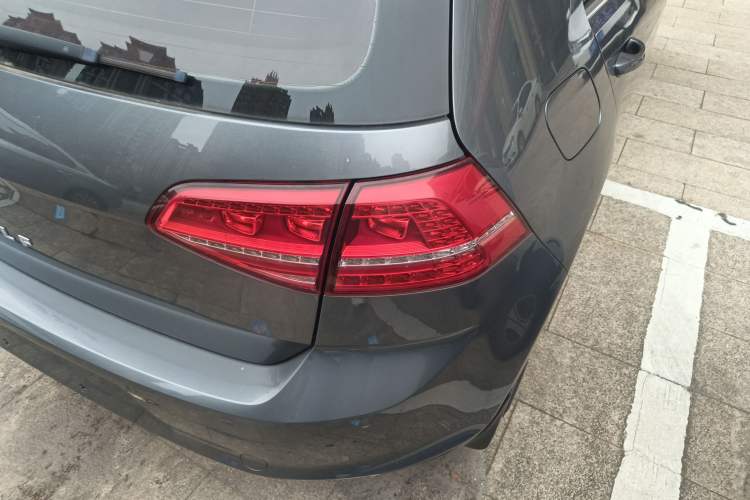 Used Volkswagen Golf 2014 1.4TSI Automatic Comfort Model Right Rear Taillight